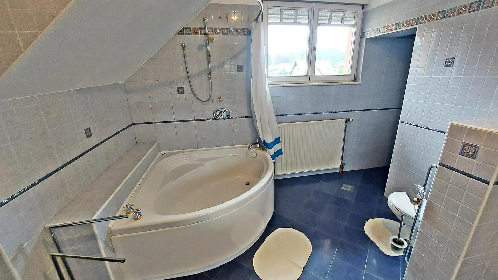 Rose House - Greenline Accomodations リュブリャナ